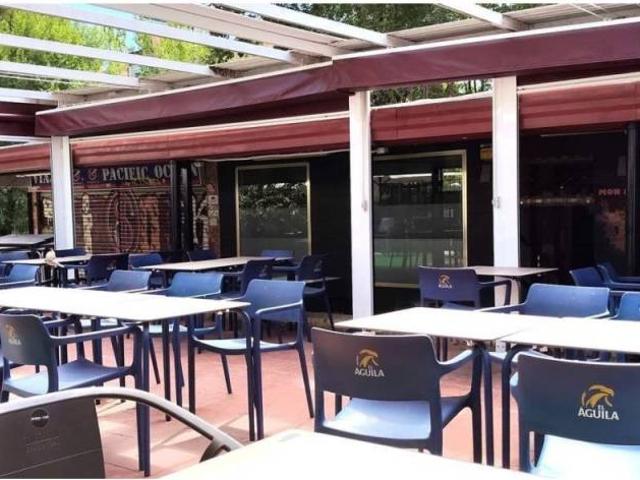 Local Comercial en alquiler en Salvador, Madrid