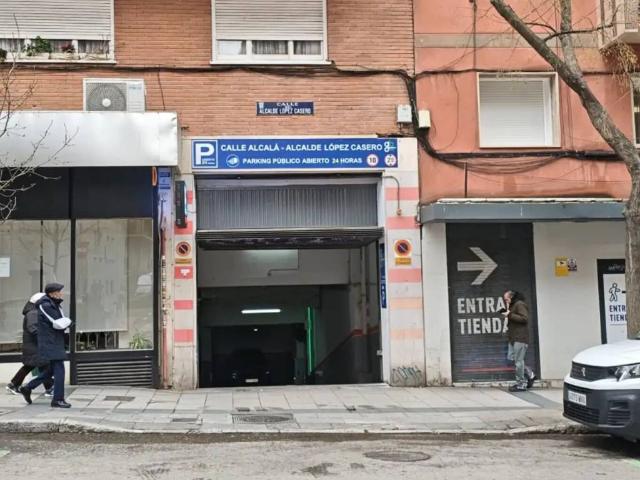 Local Comercial en alquiler en Ciudad Lineal, Madrid