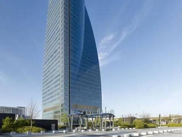 Local Comercial en alquiler en Castilla, Madrid