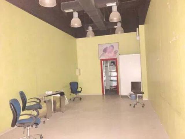 Local Comercial en alquiler en Ciudad Lineal, Madrid