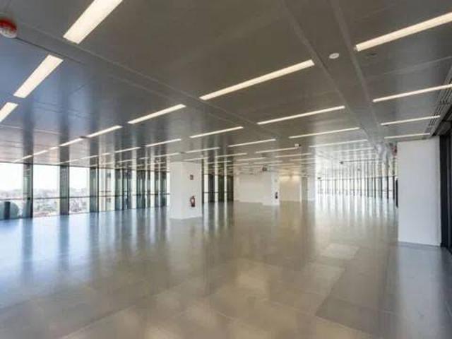 Local Comercial en alquiler en Castilla, Madrid