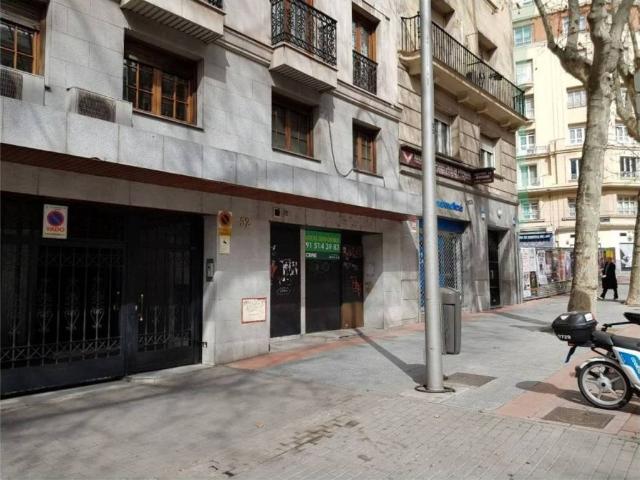Local Comercial en alquiler en Moncloa-Aravaca, Madrid