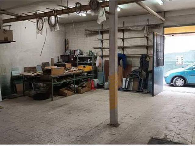 Local Comercial en alquiler en Puente de Vallecas, Madrid