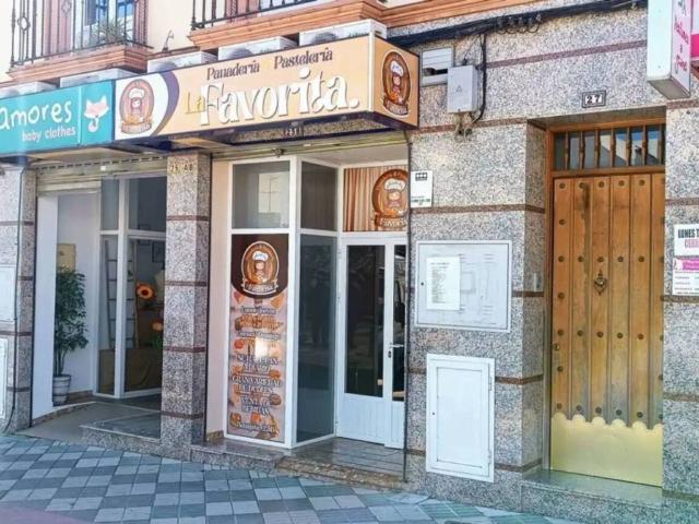 Local Comercial en alquiler en Mairena Del Alcor, Andalucía