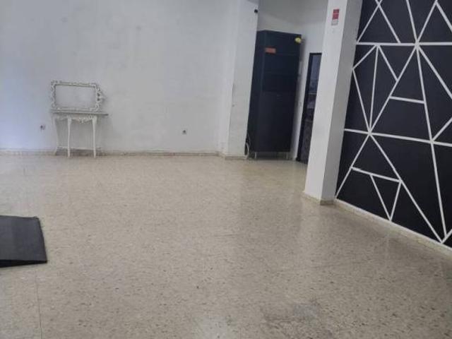 Local Comercial en alquiler en Mairena Del Aljarafe, Andalucía