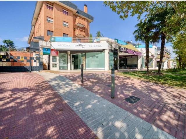 Local Comercial en venta en Majadahonda, Madrid