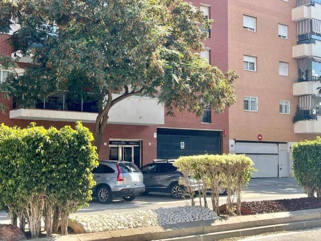 Local Comercial en alquiler en Málaga, Finca El Pato