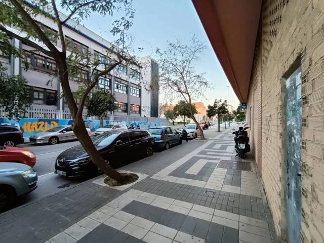 Local Comercial en alquiler en Málaga, Hacienda Bizcochero