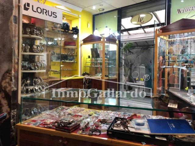 Local Comercial en alquiler en Málaga, Este