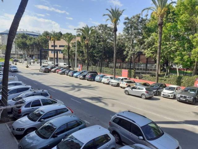 Local Comercial en alquiler en Manises