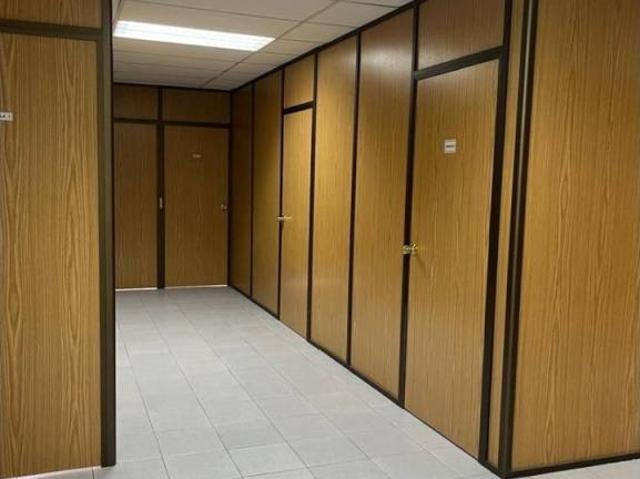 Local Comercial en alquiler en Bages, Catalunya