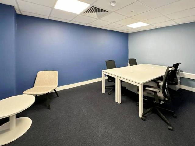 Local Comercial en alquiler en La Carolina, Costa del Sol Occidental