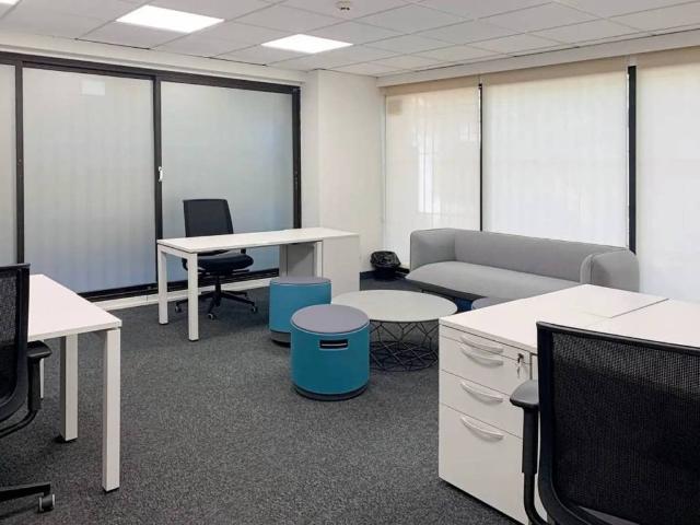 Local Comercial en alquiler en La Carolina, Costa del Sol Occidental