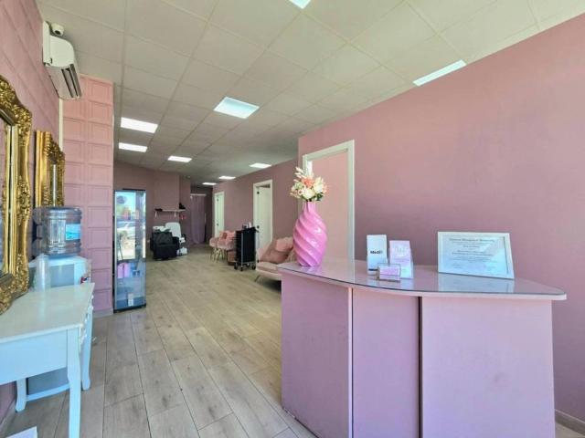 Local Comercial en alquiler en Salto del Agua, Costa del Sol Occidental