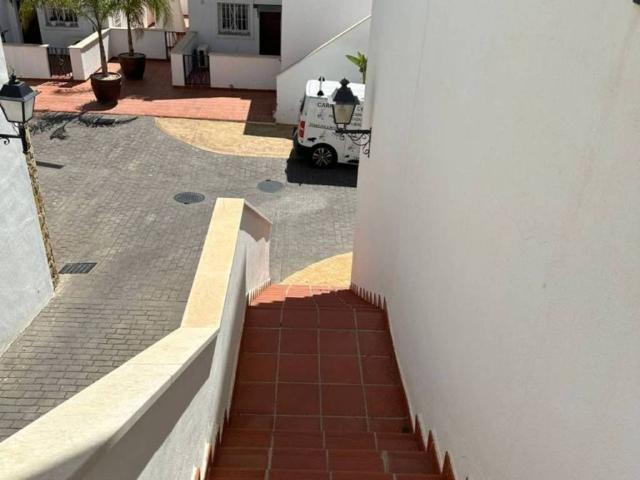 Local Comercial en alquiler en Nueva Andalucía, Costa del Sol Occidental