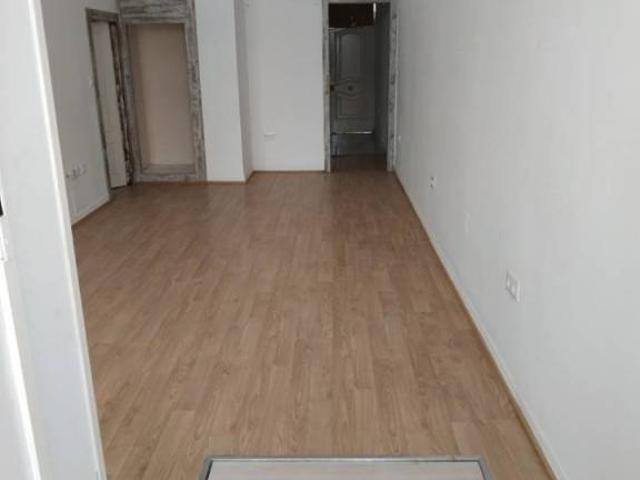 Local Comercial en alquiler en Martos, Andalucía