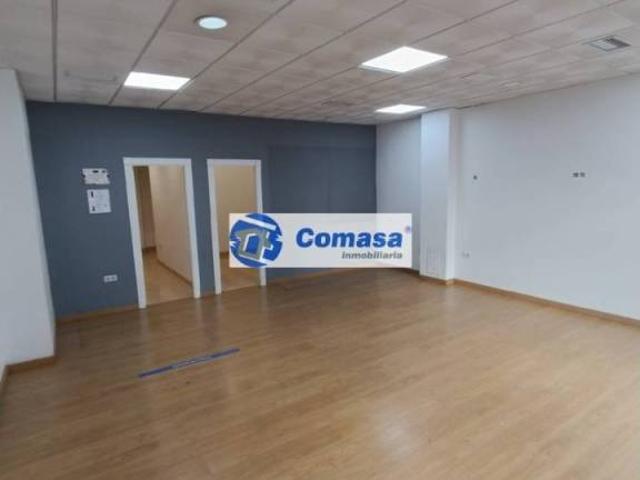Local Comercial en alquiler en Martos, Andalucía