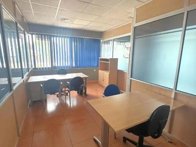 Local Comercial en alquiler en Meco, Madrid