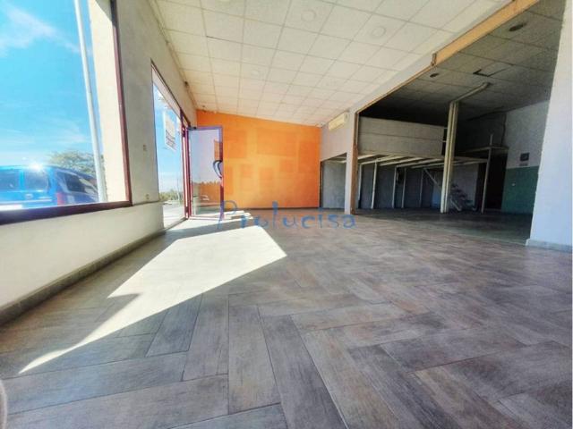 Local Comercial en alquiler en Moraleja De Enmedio, Madrid