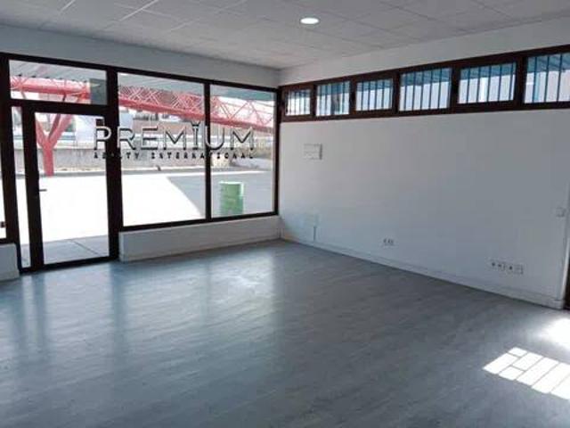 Local Comercial en alquiler en Parque Estoril II, Móstoles