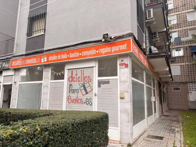 Local Comercial en alquiler en Villafontana I, Móstoles