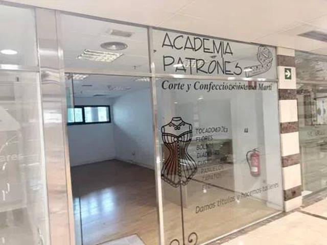 Local Comercial en alquiler en Llamaquique, Oviedo