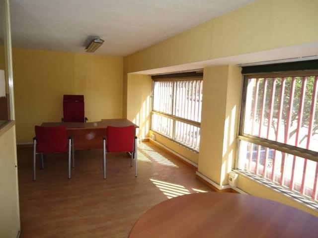 Local Comercial en alquiler en Oviedo, Asturias