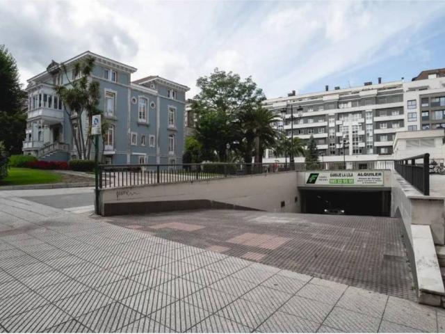 Local Comercial en alquiler en Oviedo, Asturias