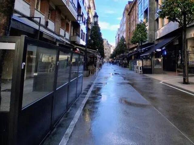 Local Comercial en alquiler en Oviedo, Asturias