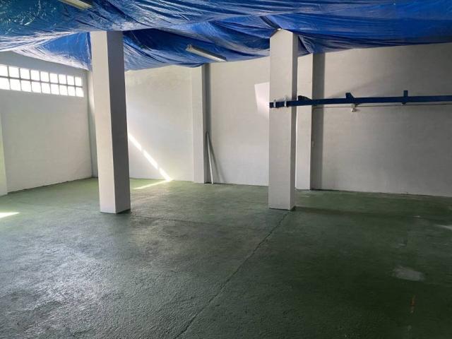 Local Comercial en alquiler en O Sar, Galicia