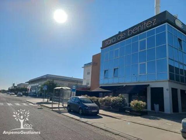 Local Comercial en alquiler en Palma Del Río, Andalucía