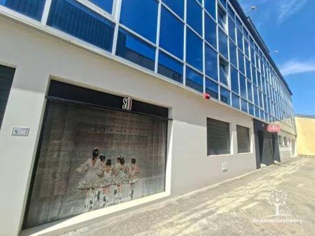Local Comercial en alquiler en Palma Del Río, Andalucía