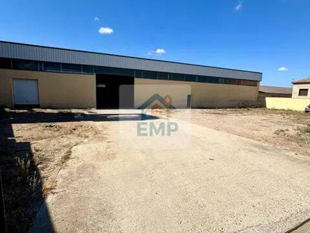 Local Comercial en alquiler en Palomeque, Castilla-La Mancha