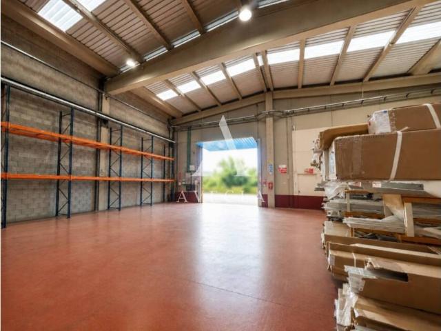 Local Comercial en alquiler en l'Eixample de Parets, Vallès Oriental