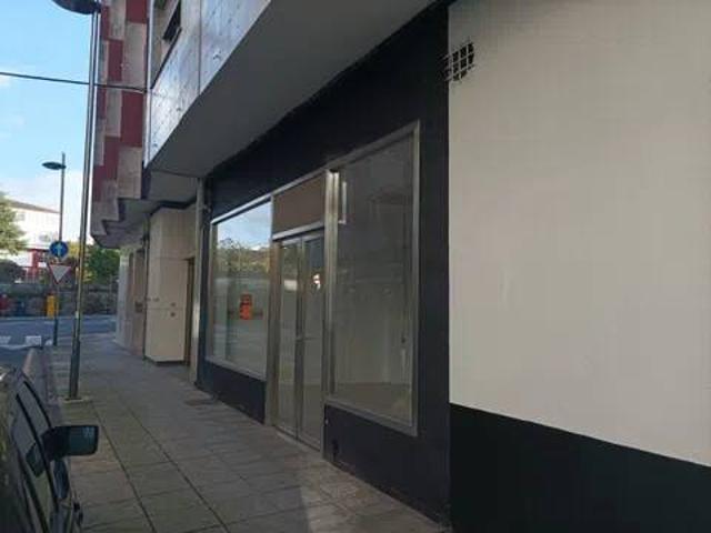 Local Comercial en alquiler en A Virxe do Camiño, Pontevedra