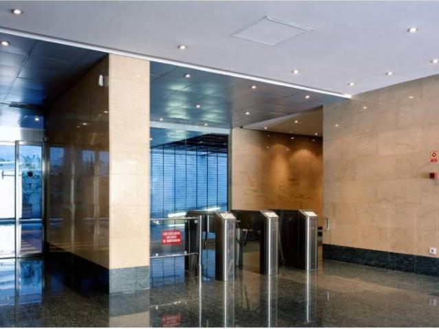 Local Comercial en alquiler en Pozuelo De Alarcón, Madrid