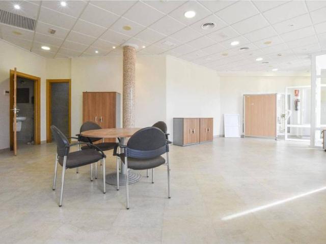 Local Comercial en alquiler en Pulpí, Andalucía