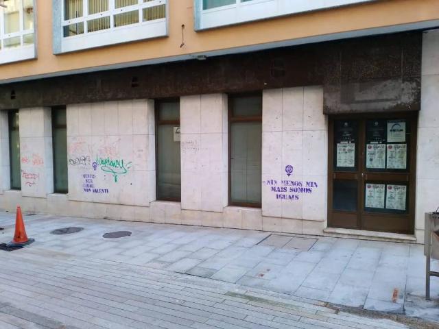 Local Comercial en alquiler en Ribeira, A Barbanza