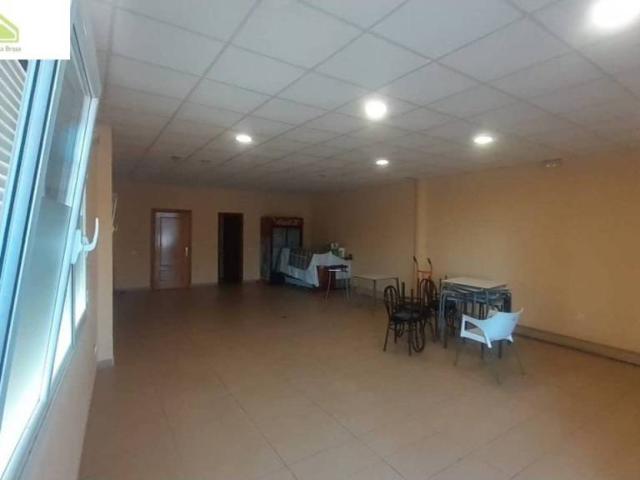 Local Comercial en alquiler en Roales, Castilla y León
