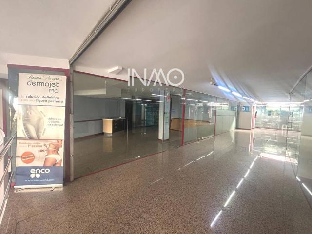 Local Comercial en alquiler en Rubí