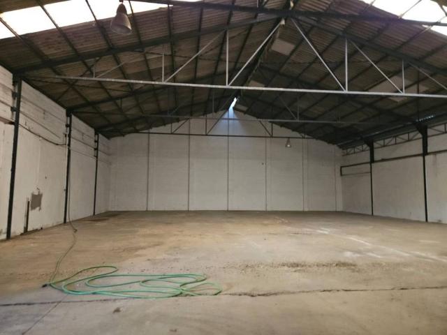 Local Comercial en alquiler en Salteras