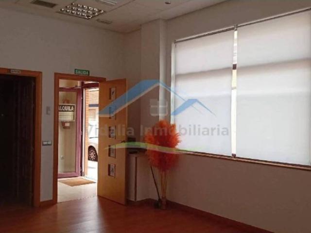 Local Comercial en alquiler en San Andrés Del Rabanedo, Castilla y León