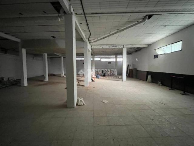 Local Comercial en alquiler en San Fernando De Henares, Madrid