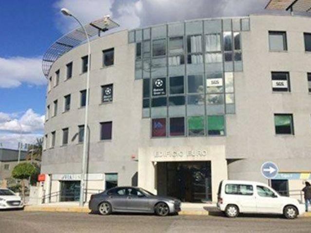 Local Comercial en alquiler en San Juan De Aznalfarache