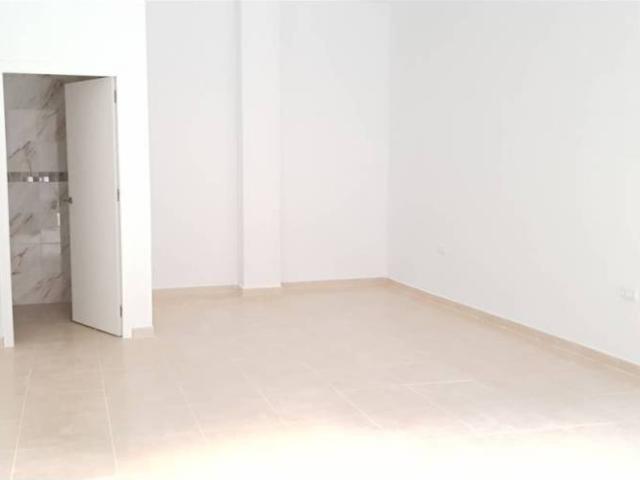 Local Comercial en alquiler en San Juan De Aznalfarache