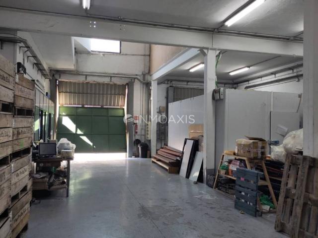 Local Comercial en alquiler en Barcelonès, Catalunya