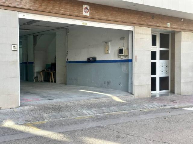 Local Comercial en alquiler en Bages, Catalunya