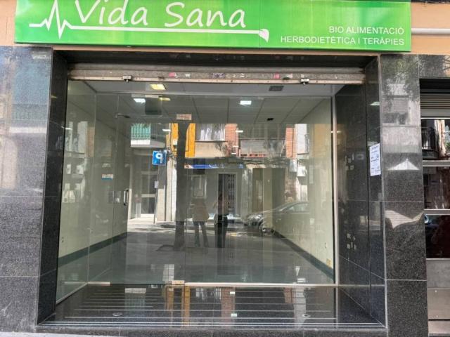 Local Comercial en alquiler en Barcelonès, Catalunya