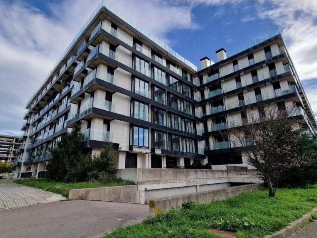 Local Comercial en alquiler en Santa Cruz De Bezana, Cantabria