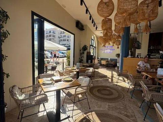 Local Comercial en alquiler en Urbanització Siesta, Eivissa